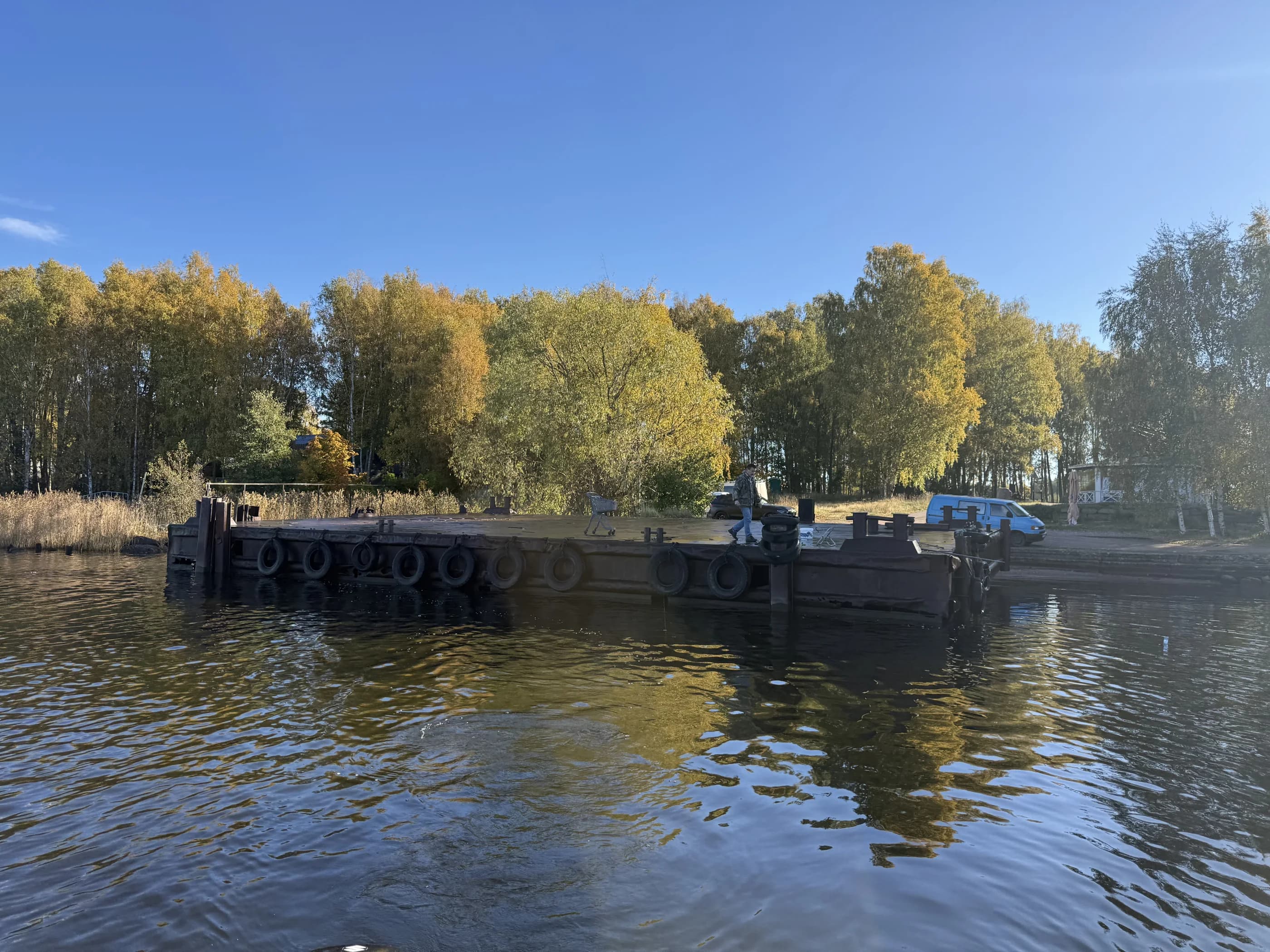 Пассажирский причал в городе Высоцке